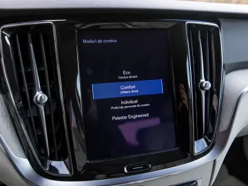 VOLVO S60 T4 INSCRIPTION