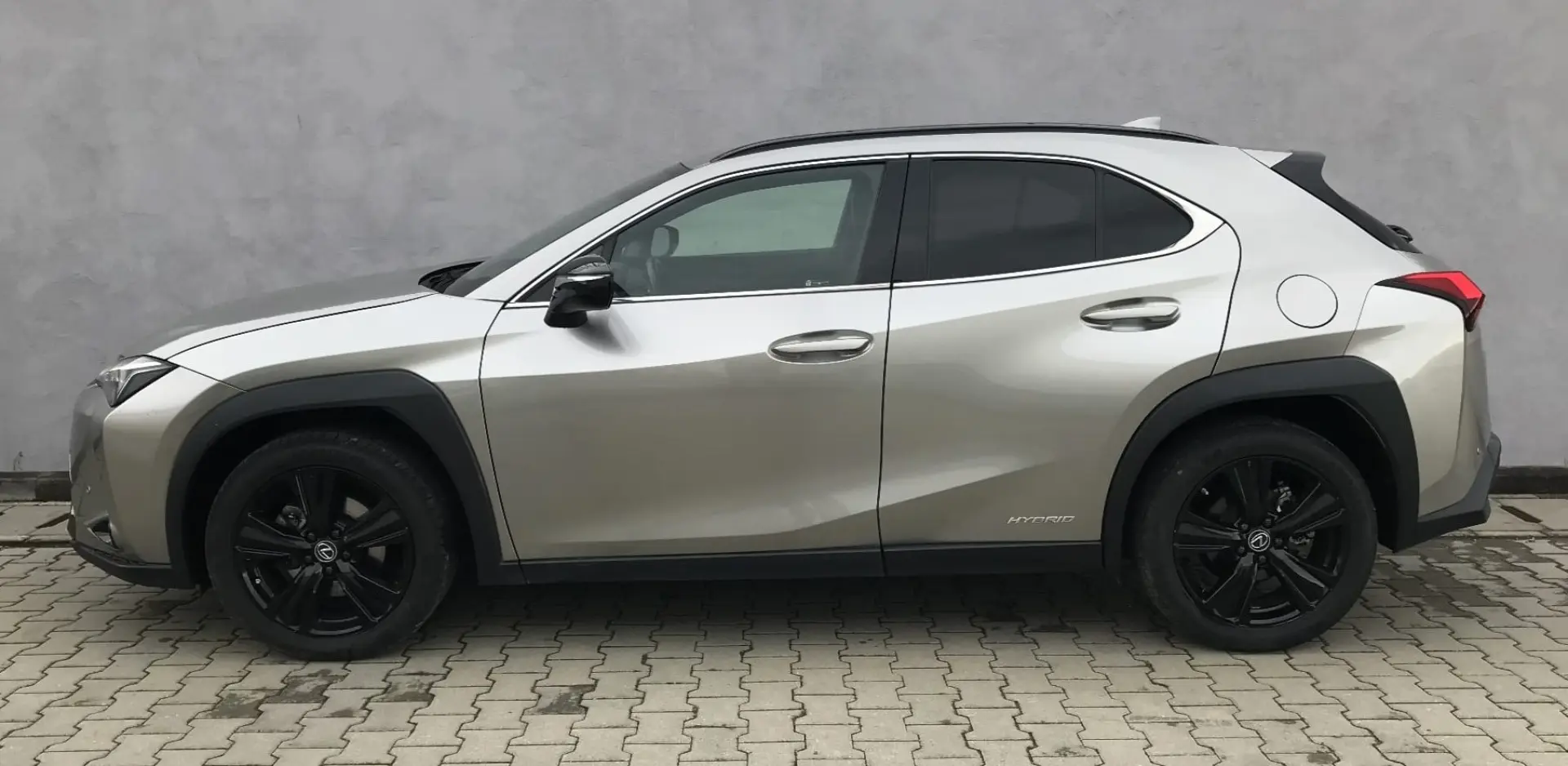 Lexus UX 250h (E-FOUR) MIDNIGHT Edition