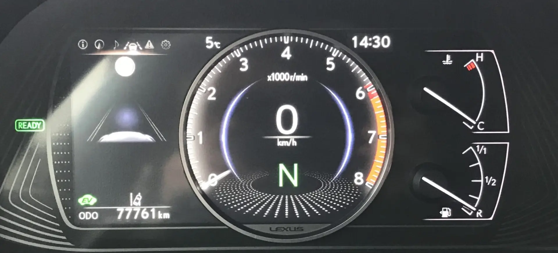 Lexus UX 250h (E-FOUR) MIDNIGHT Edition