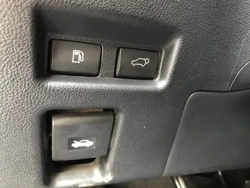 Lexus UX 250h (E-FOUR) MIDNIGHT Edition