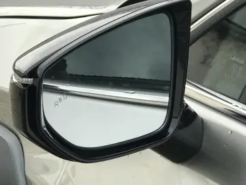 Lexus UX 250h (E-FOUR) MIDNIGHT Edition