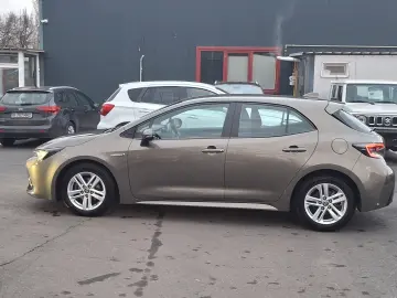 Toyota Corolla 1.8 HSD Business