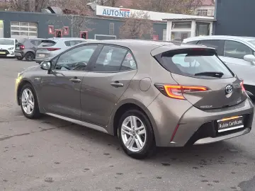 Toyota Corolla 1.8 HSD Business