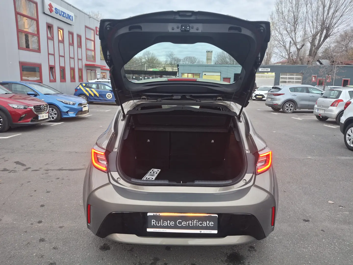 Toyota Corolla 1.8 HSD Business