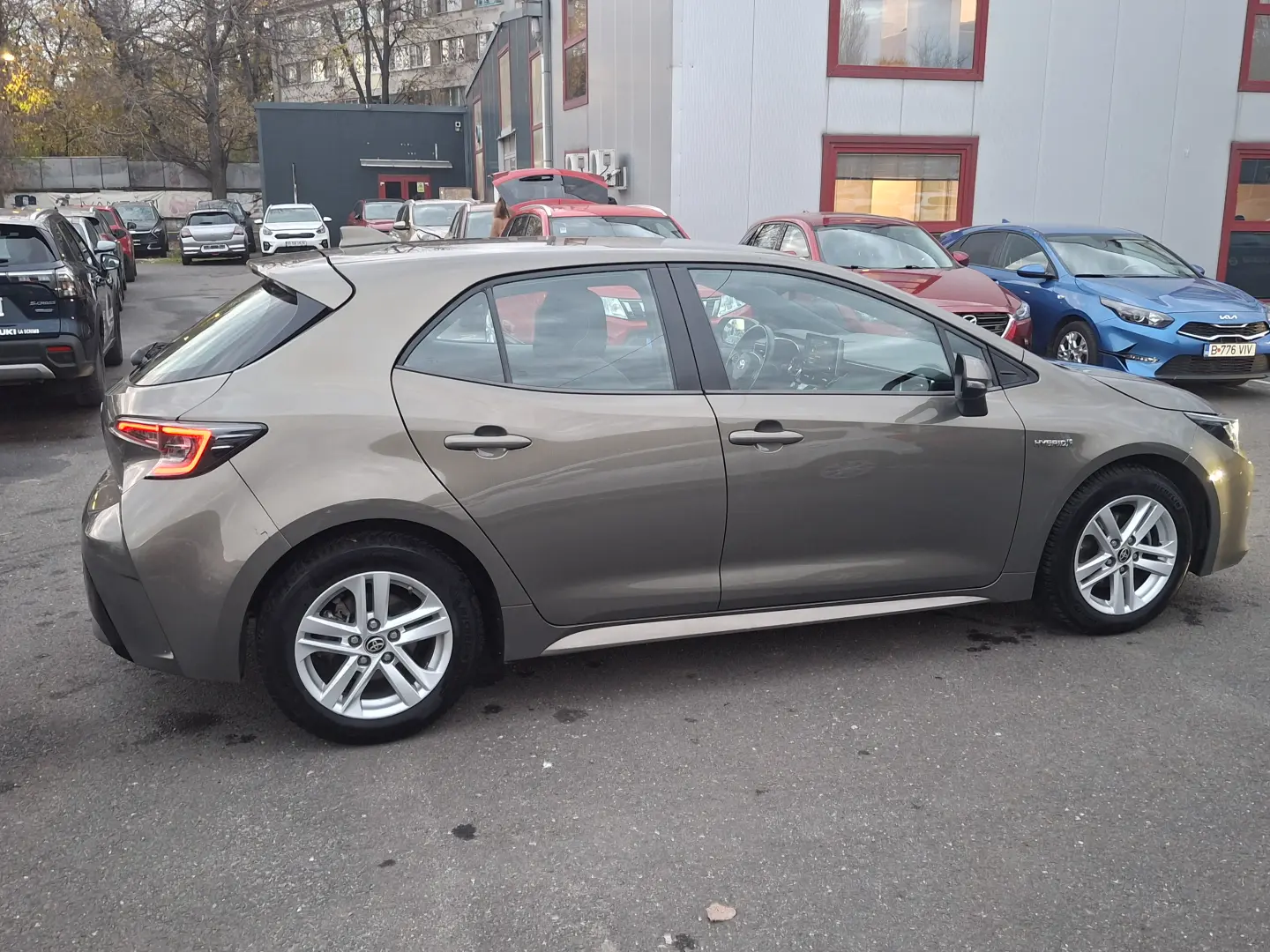 Toyota Corolla 1.8 HSD Business