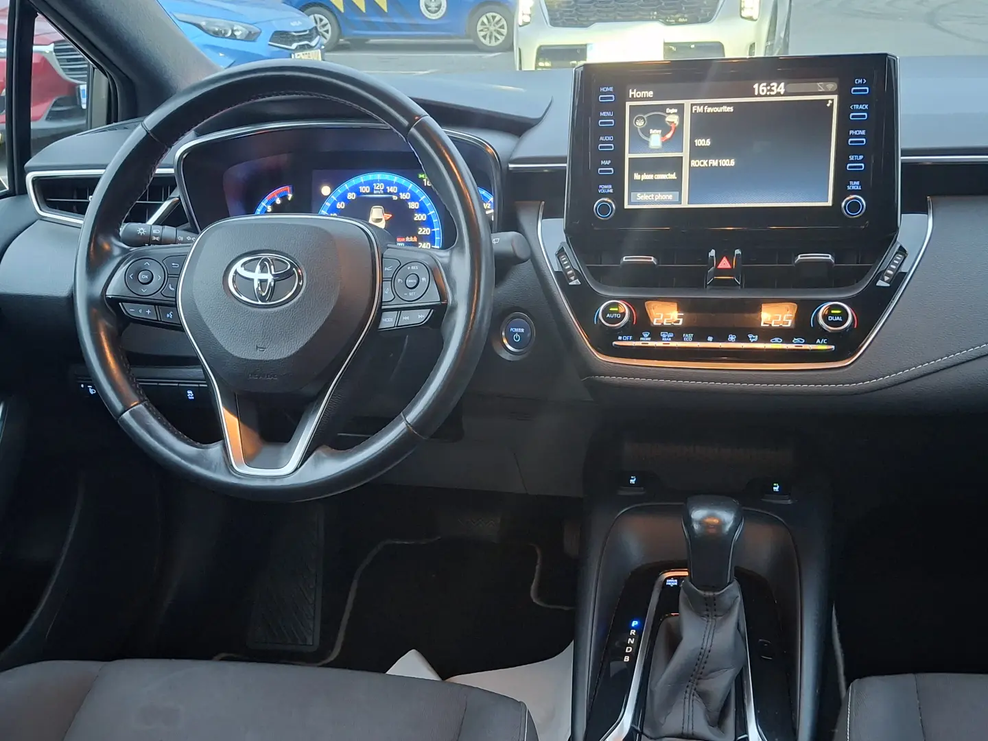 Toyota Corolla 1.8 HSD Business