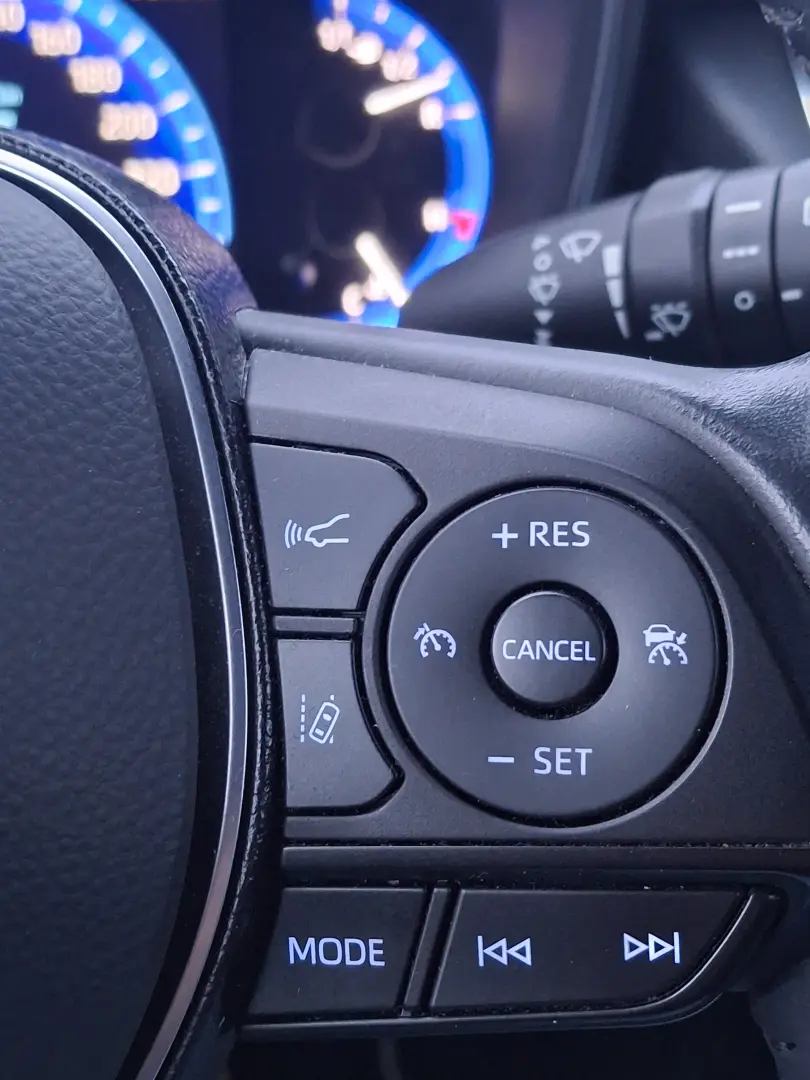 Toyota Corolla 1.8 HSD Business