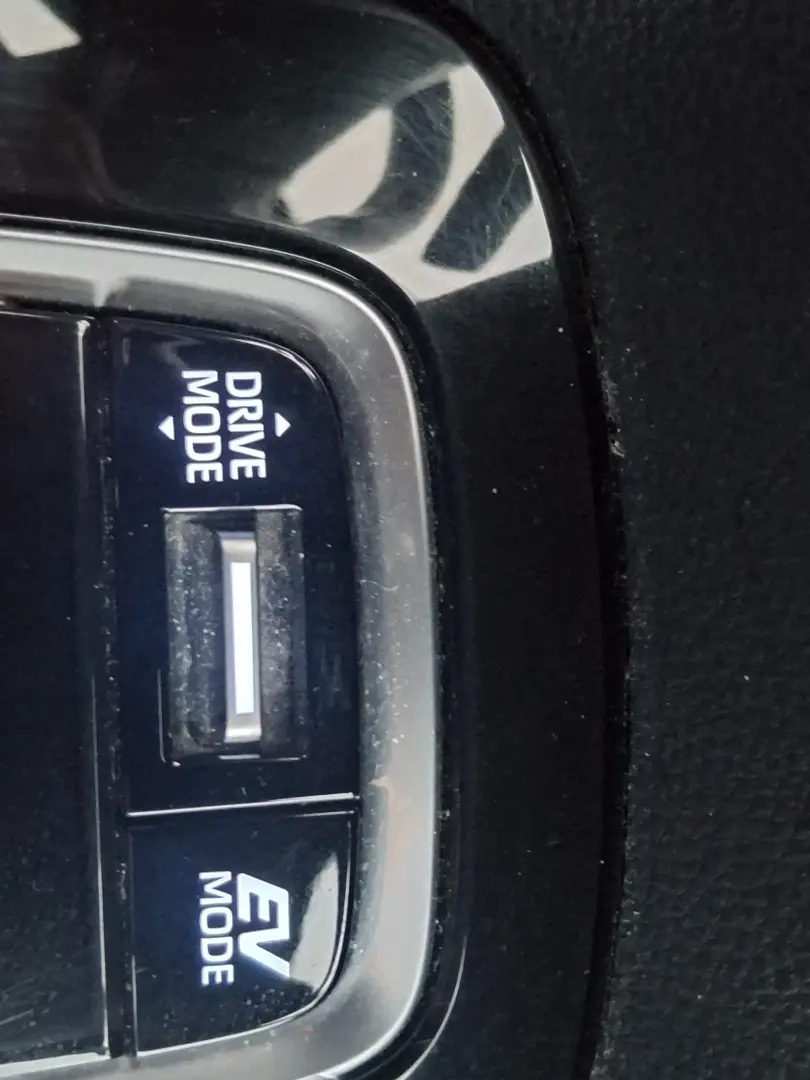 Toyota Corolla 1.8 HSD Business