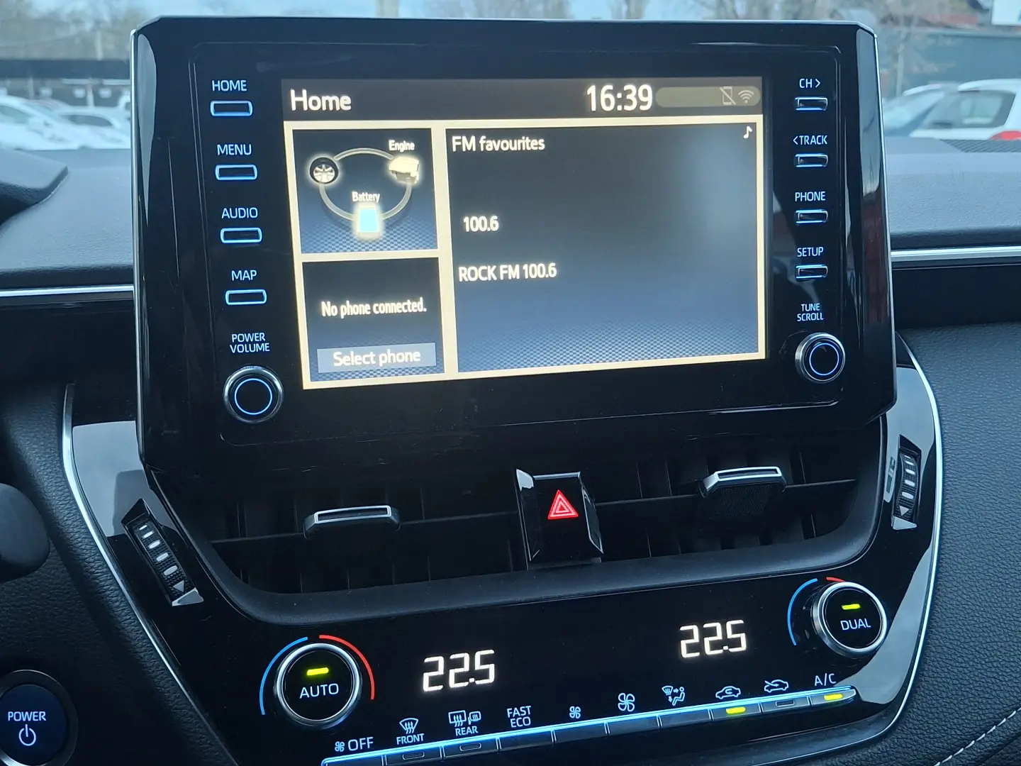 Toyota Corolla 1.8 HSD Business