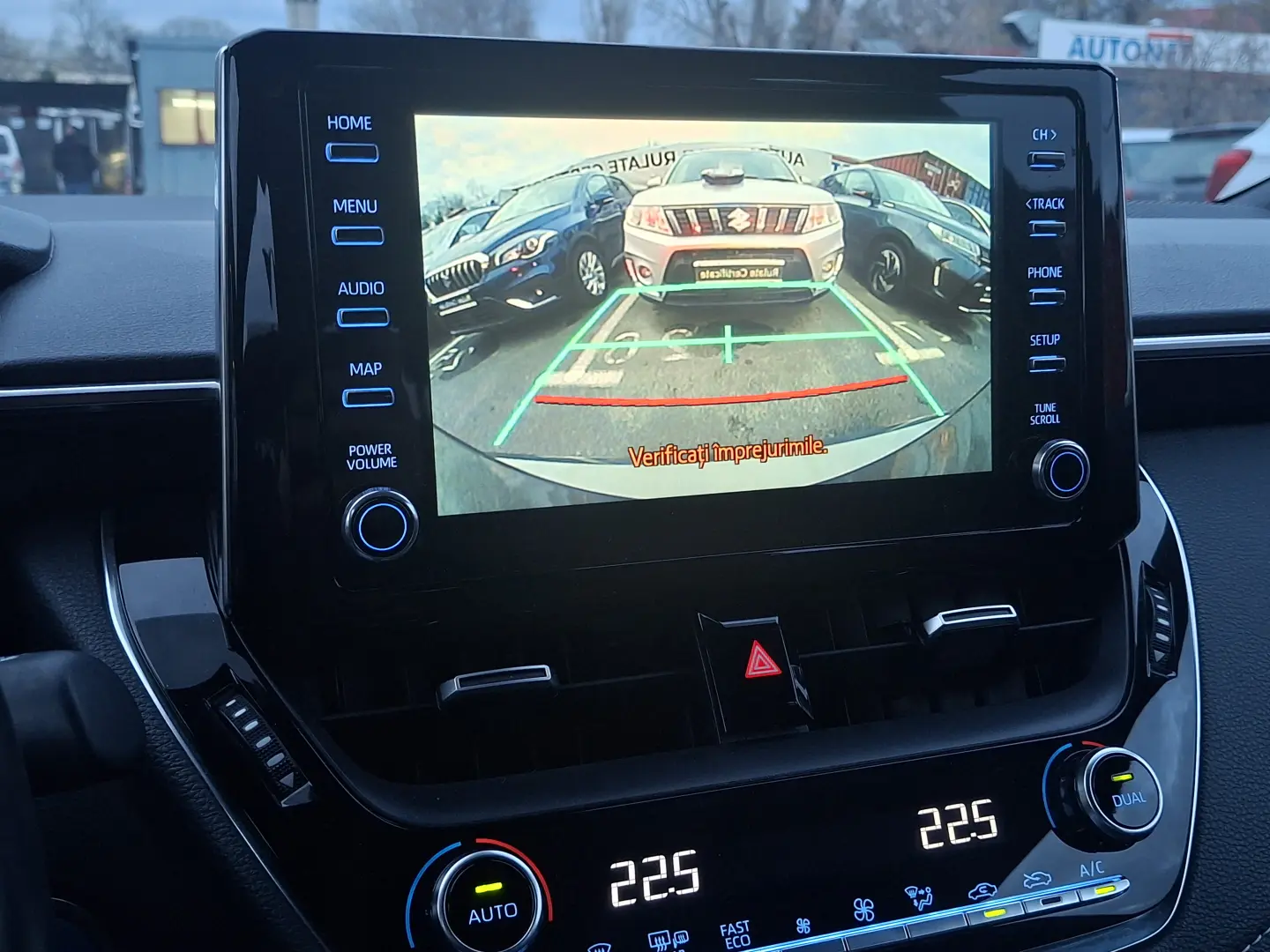 Toyota Corolla 1.8 HSD Business