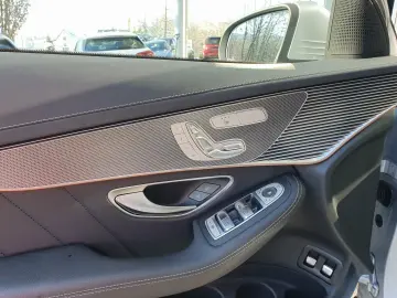 EQC 400 4MATIC AMG  DISTRONIC LED AHK SCHIEBEDAC