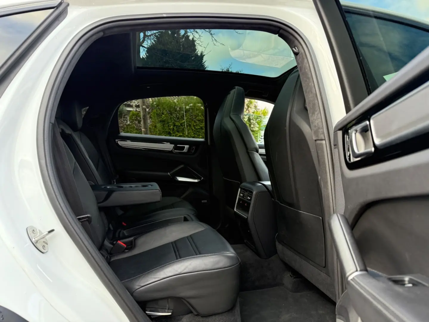 Cayenne Coupe Turbo EXCKLUSIVE APPROVED LUFT AHK