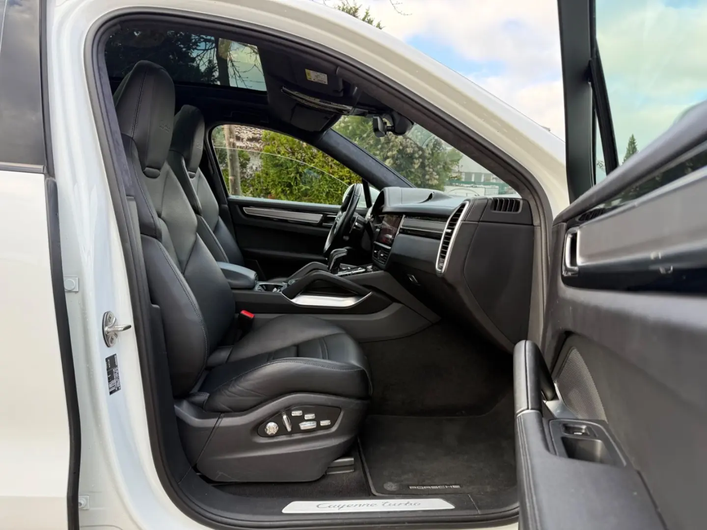 Cayenne Coupe Turbo EXCKLUSIVE APPROVED LUFT AHK