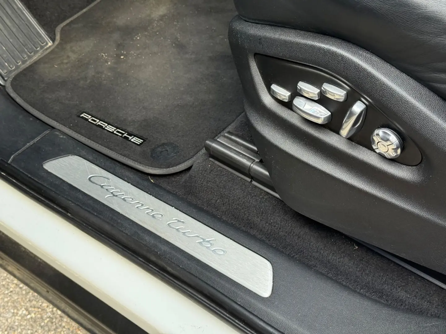 Cayenne Coupe Turbo EXCKLUSIVE APPROVED LUFT AHK