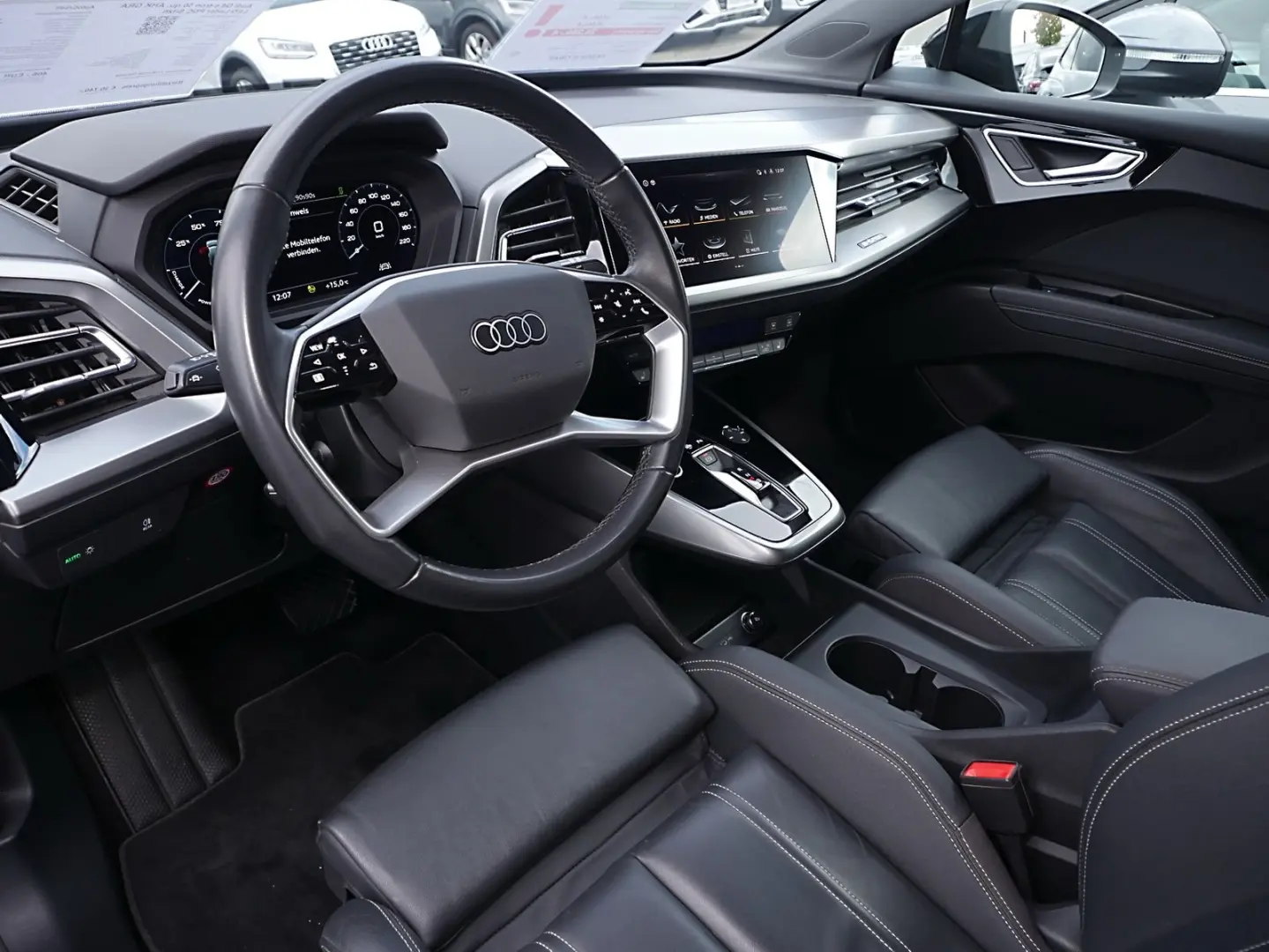 Q4 e-tron 50 qu. AHK GRA LED Leder PDC Sitzh.