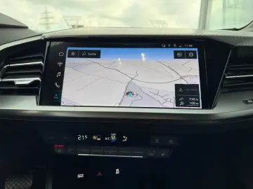 Q4 e-tron 45 quattro Navi ACC RFK LED