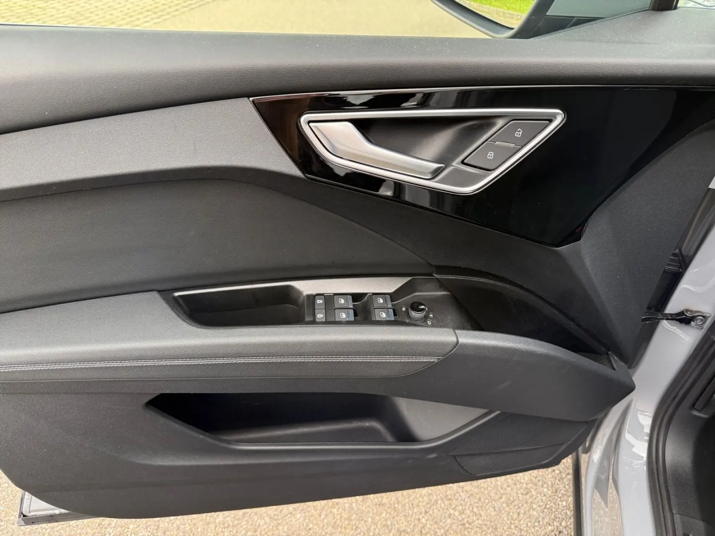 Q4 e-tron 45 quattro Navi ACC RFK LED