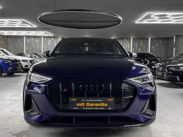 E-TRON S LINE QUATTRO  PANO CAM SHZ MATRIX ACC