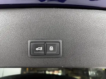 E-TRON S LINE QUATTRO  PANO CAM SHZ MATRIX ACC