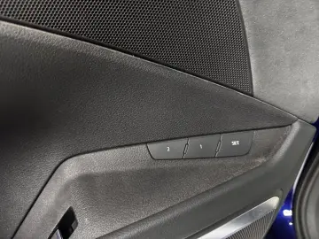 E-TRON S LINE QUATTRO  PANO CAM SHZ MATRIX ACC