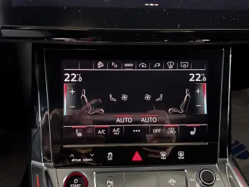 E-TRON S LINE QUATTRO  PANO CAM SHZ MATRIX ACC