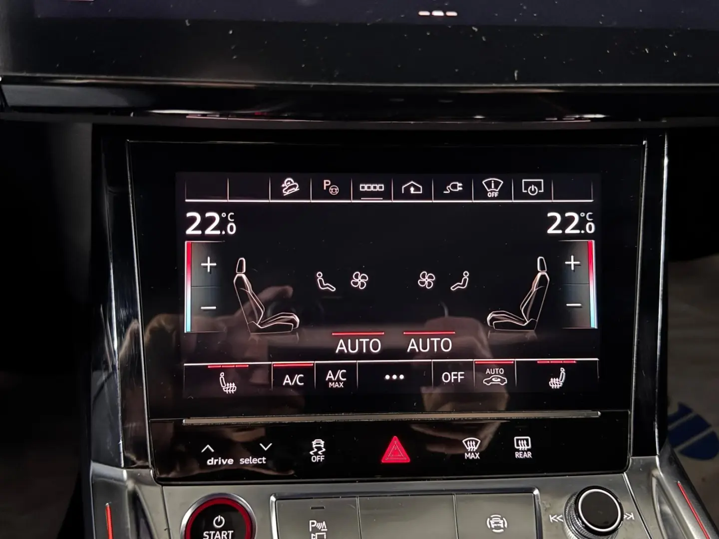 E-TRON S LINE QUATTRO  PANO CAM SHZ MATRIX ACC