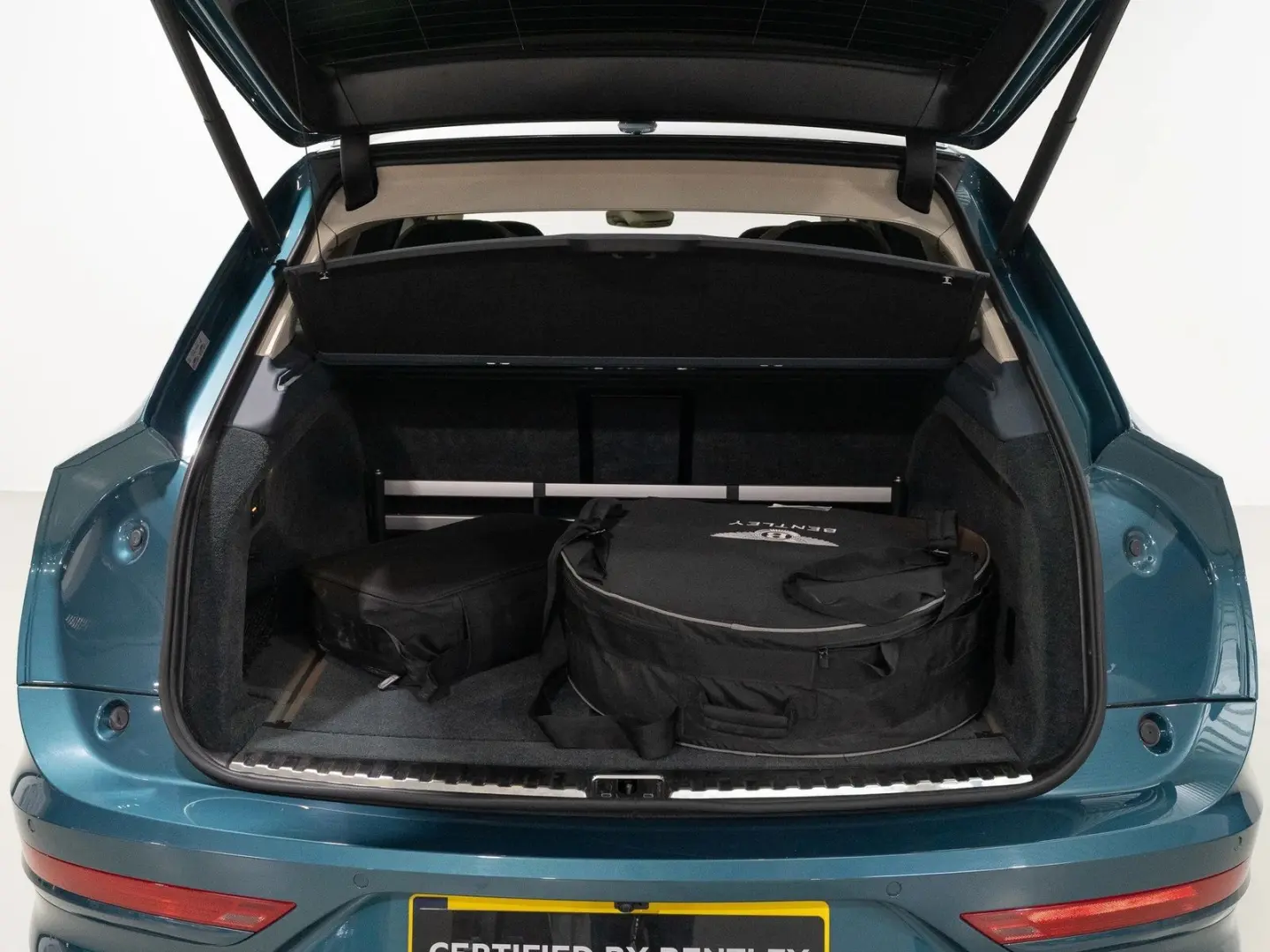 Bentayga EWB Azure Riviera Edition  Unique