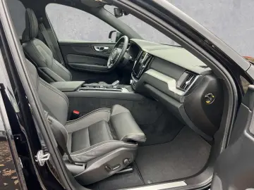 XC60 Plug-In-Hybrid T6 AWD Plug-in Hybrid Plus B