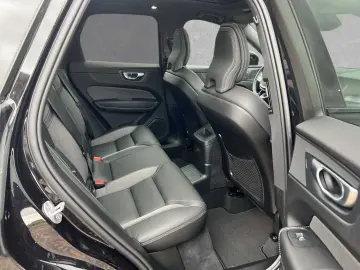 XC60 Plug-In-Hybrid T6 AWD Plug-in Hybrid Plus B