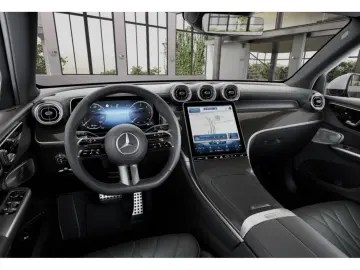 GLC 220 d 4M AMG Line Premium Distr Digital Pano