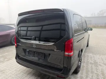 V300 4M Lang AMG -ACC-2xEl.Tür-Pano-RFK-LED-19Zo