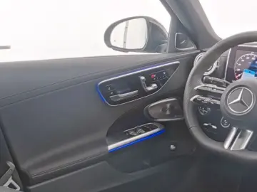 C 300 4M AMG HUD MEMORY Pano Alarm NIGHT 19