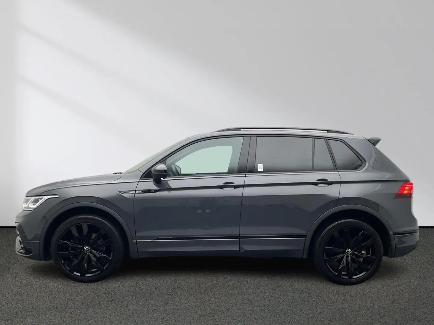 Tiguan R-Line 2.0 TDI DSG 4Motion Matrix AHK