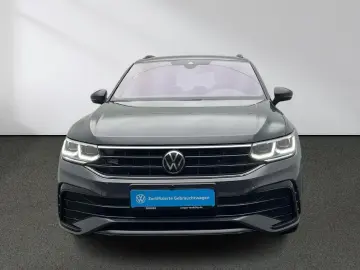Tiguan R-Line 2.0 TDI DSG 4Motion Matrix AHK