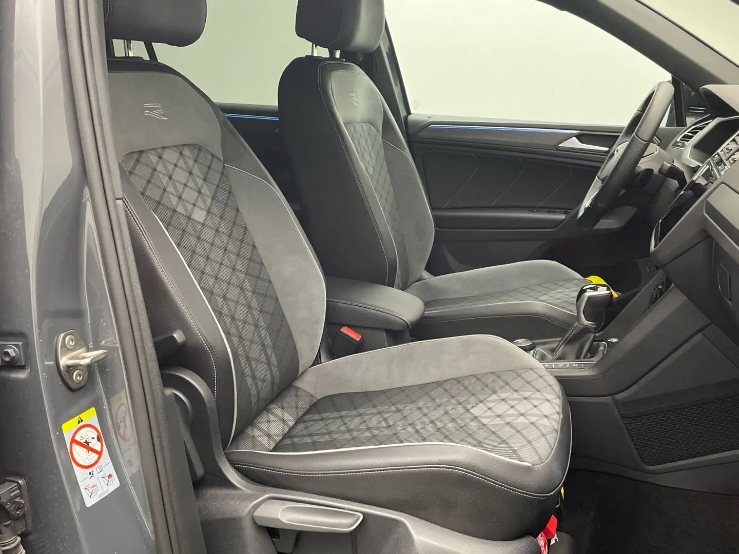 Tiguan R-Line 2.0 TDI DSG 4Motion Matrix AHK