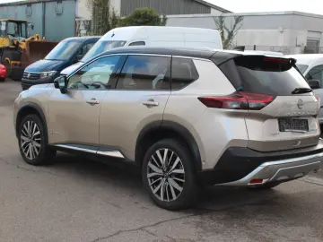 X-Trail e-Power e-4orce Tekna