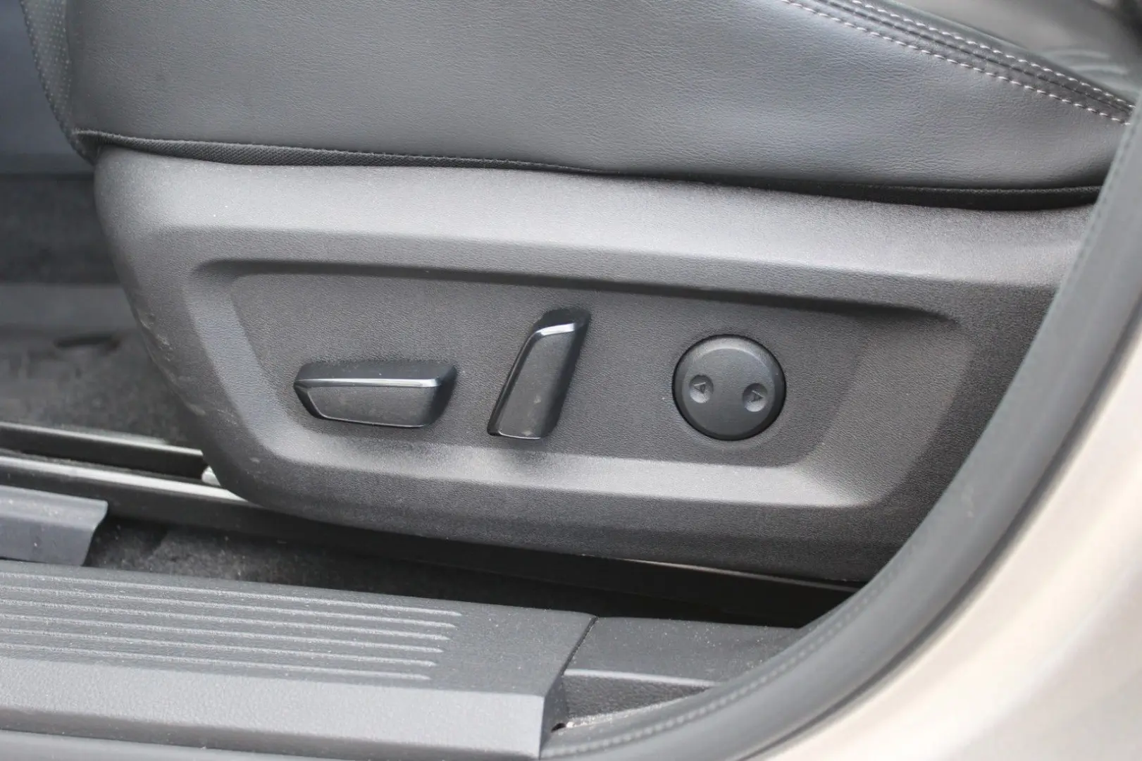 X-Trail e-Power e-4orce Tekna