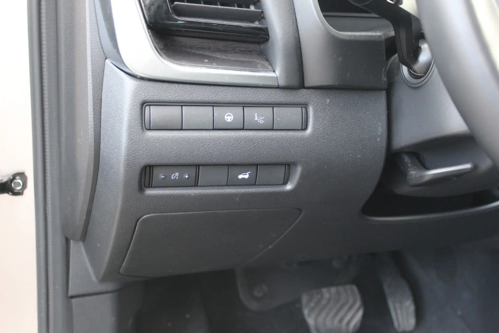 X-Trail e-Power e-4orce Tekna