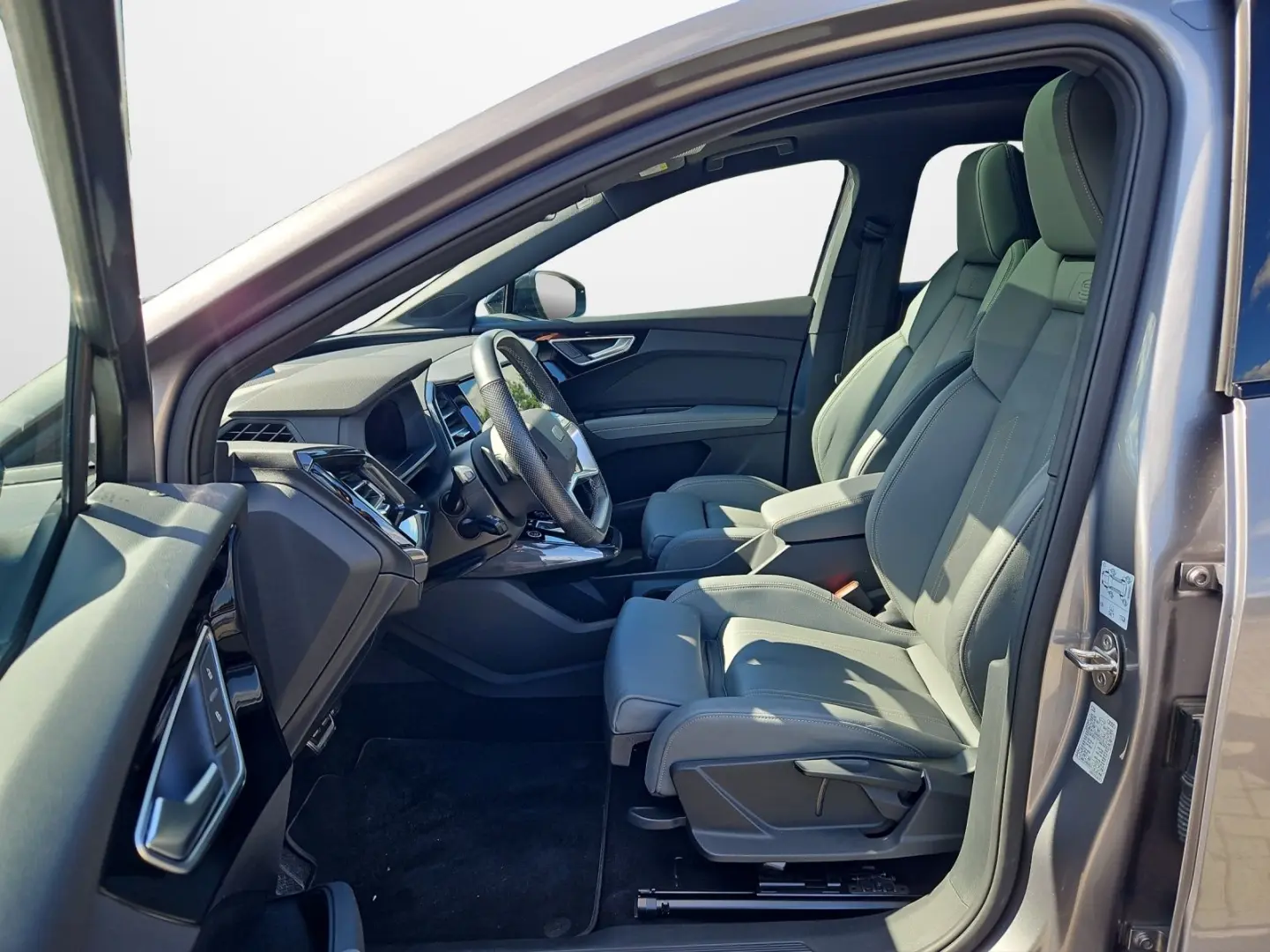 Q4 e-tron 45 quattro S-line NaviPlus Pano Matrix