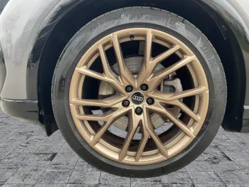 Q4 e-tron 45 QU EDITION ONE MATRIX NAVI HuD RFK