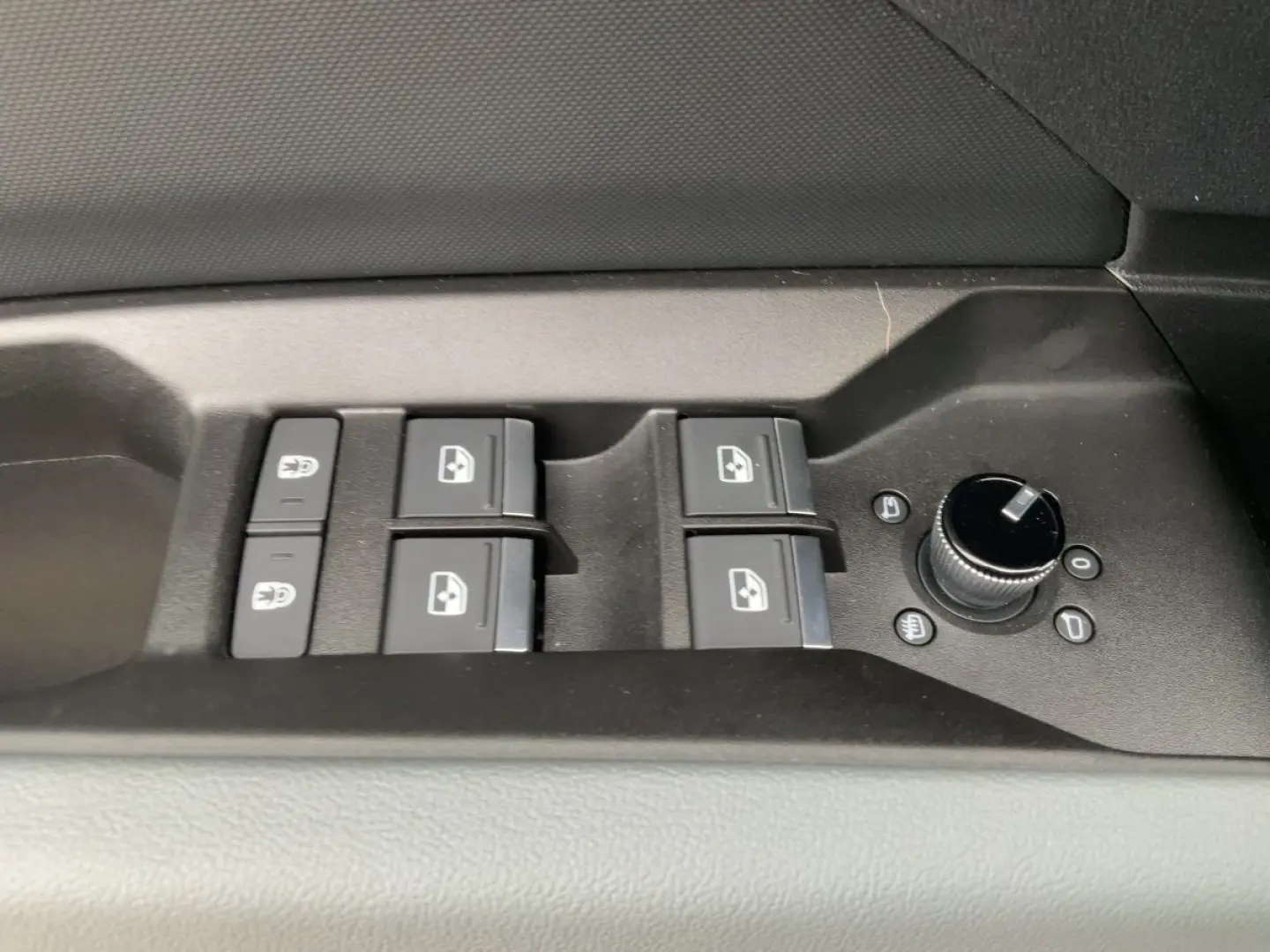 Q4 e-tron 45 QU EDITION ONE MATRIX NAVI HuD RFK