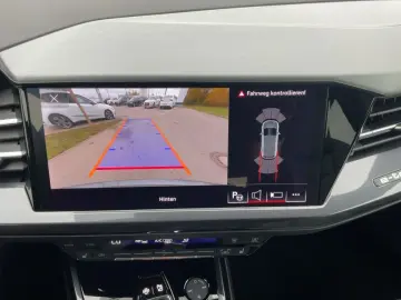 Q4 e-tron 45 QU EDITION ONE MATRIX NAVI HuD RFK