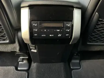 Land Cruiser 2.8D-4D Executive LED ACC 360