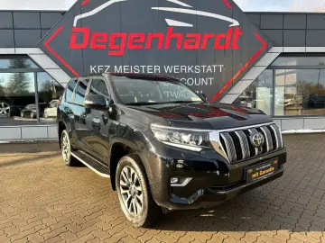 Land Cruiser 2.8D-4D Executive LED ACC 360