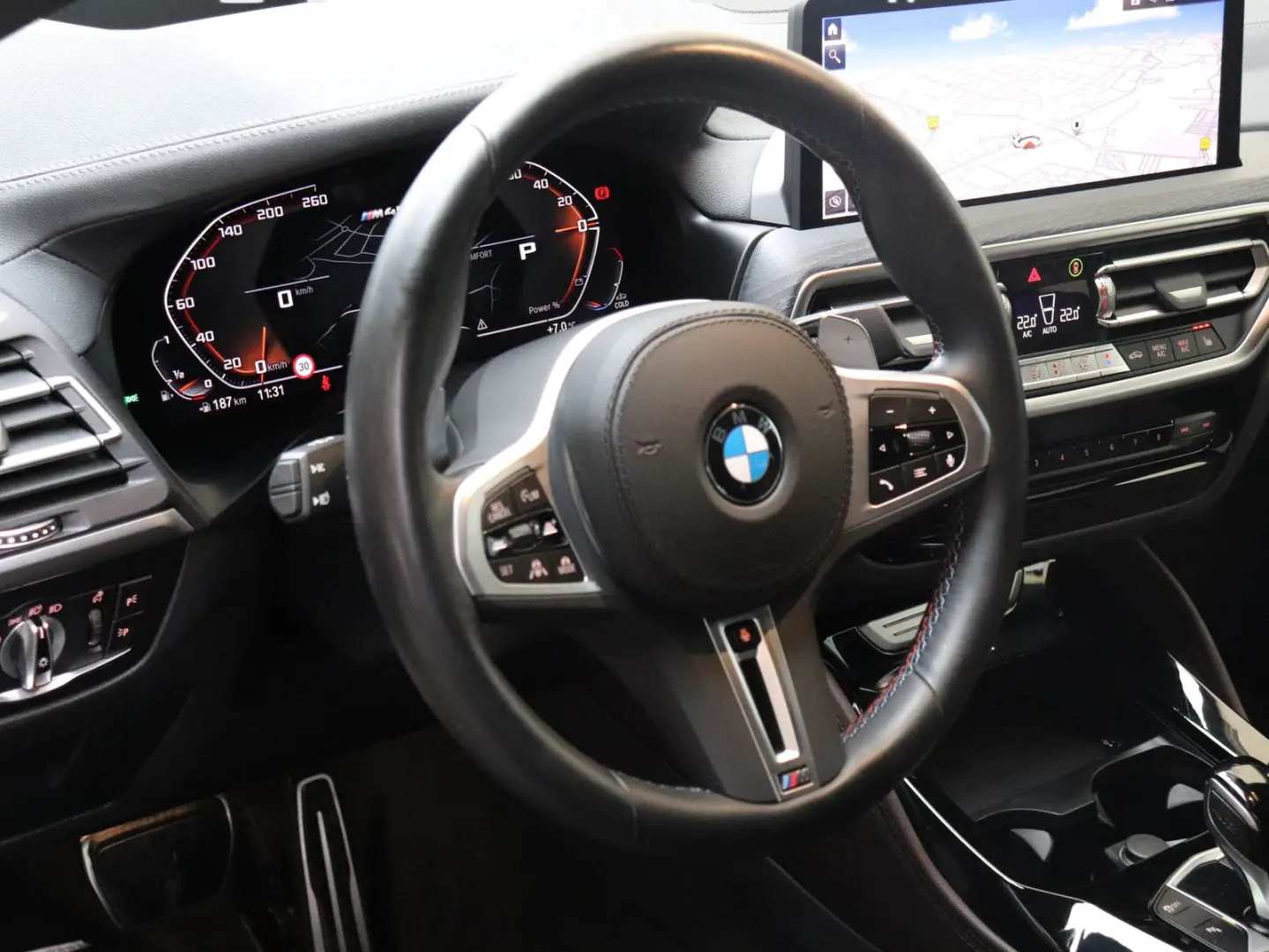 X4 M40i Head-Up HiFi DAB WLAN Standhzg. Shz