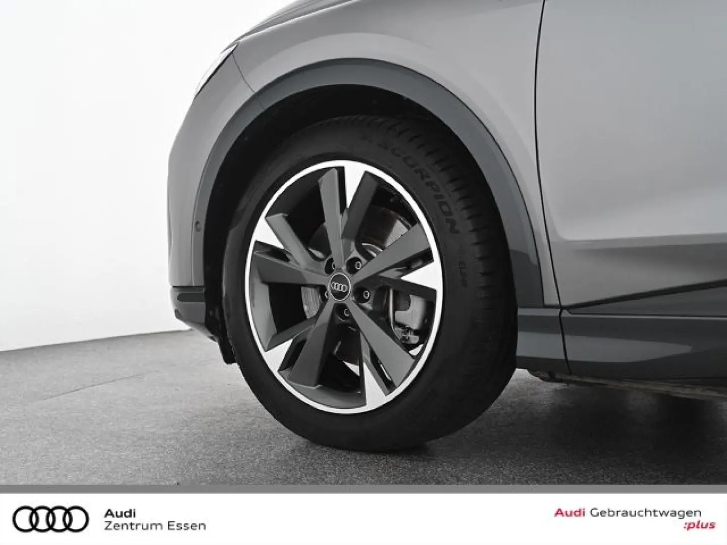 Q4 e-tron 50 quattro S-LINE LED PANO PLUS   SHZ