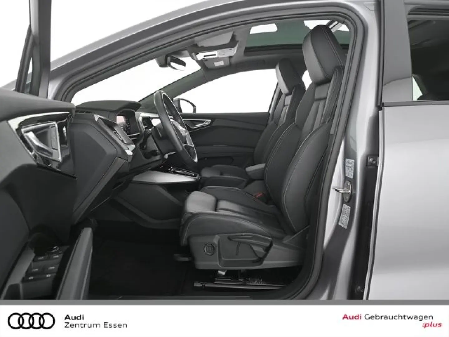 Q4 e-tron 50 quattro S-LINE LED PANO PLUS   SHZ