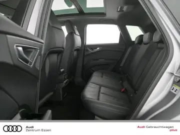 Q4 e-tron 50 quattro S-LINE LED PANO PLUS   SHZ