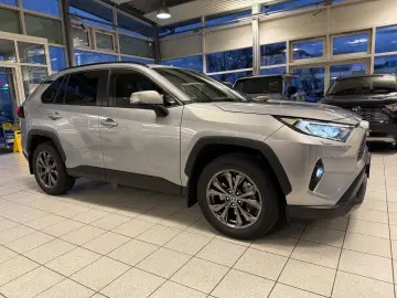 RAV 4 HYBRID-4x4-LED-LEDER-KAMERA-MOD. 2024