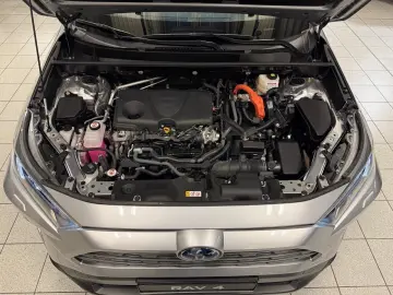 RAV 4 HYBRID-4x4-LED-LEDER-KAMERA-MOD. 2024